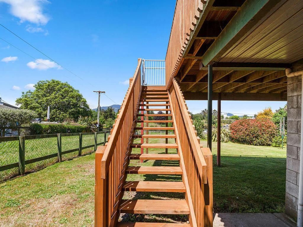 Central Riverside Retreat - Taupo Holiday Home Exteriör bild
